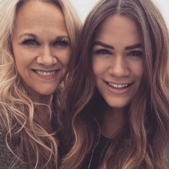 Meet your Posher, Brea - Picture 1 of 1